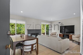 1227 Maple St in San Mateo, CA - Foto de edificio - Building Photo