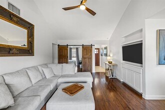 2512 Azalea Ct in Galveston, TX - Foto de edificio - Building Photo