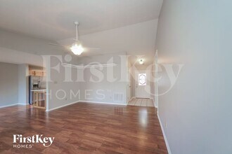 7837 Cross Willow Blvd in Indianapolis, IN - Building Photo - Building Photo