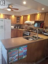 4662 Lavender Ave in Windsor, ON - Building Photo - Building Photo