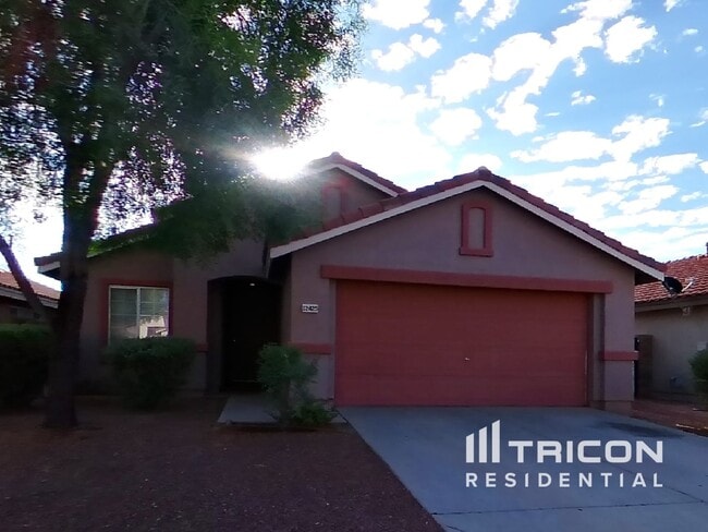 12425 N 42nd Dr in Phoenix, AZ - Building Photo - Building Photo