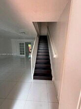 12617 NW 11th Ln in Miami, FL - Building Photo - Building Photo