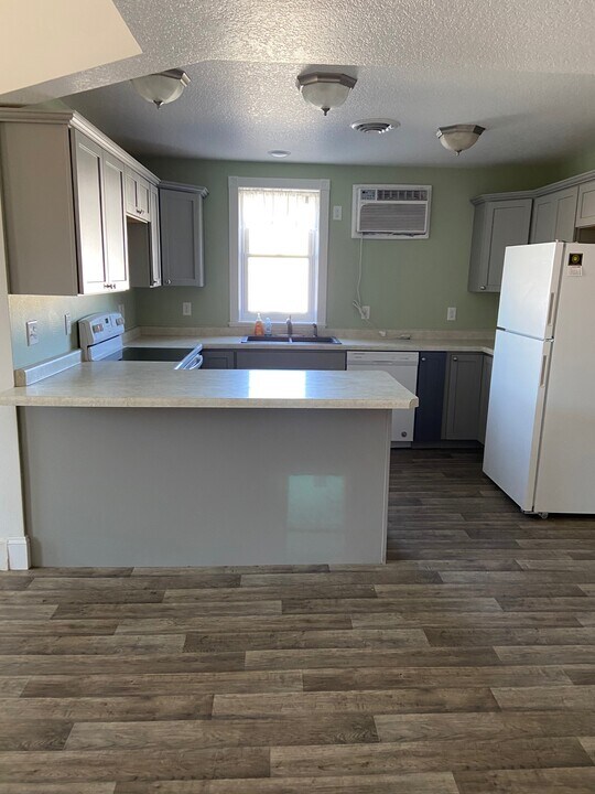 332 Main St in Lakefield, MN - Building Photo