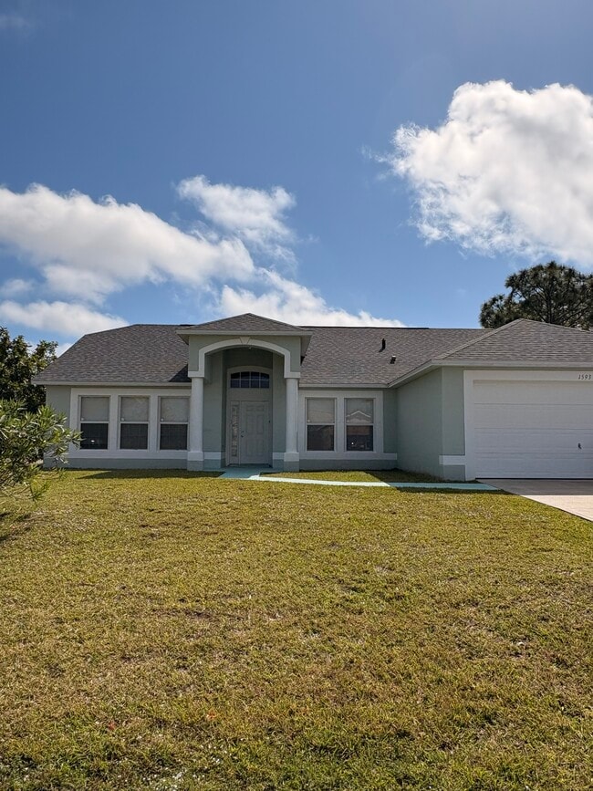 property at 1593 Eagle Ave NW