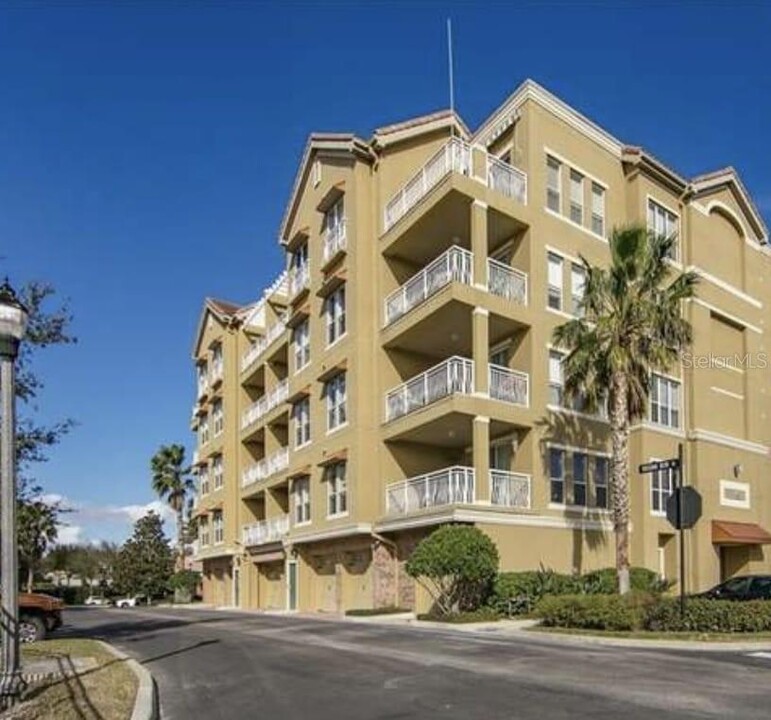 7588 Toscana Blvd in Orlando, FL - Building Photo