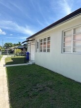 2946 SW 1st St in Miami, FL - Building Photo - Building Photo