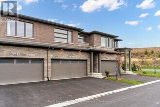 4552 Portage Rd in Niagara Falls, ON - Building Photo - Building Photo