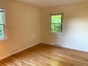 7 Senior Ave in Mahopac, NY - Building Photo - Building Photo