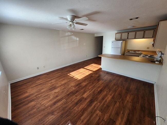 305 Hayden Rd in Tallahassee, FL - Building Photo - Building Photo