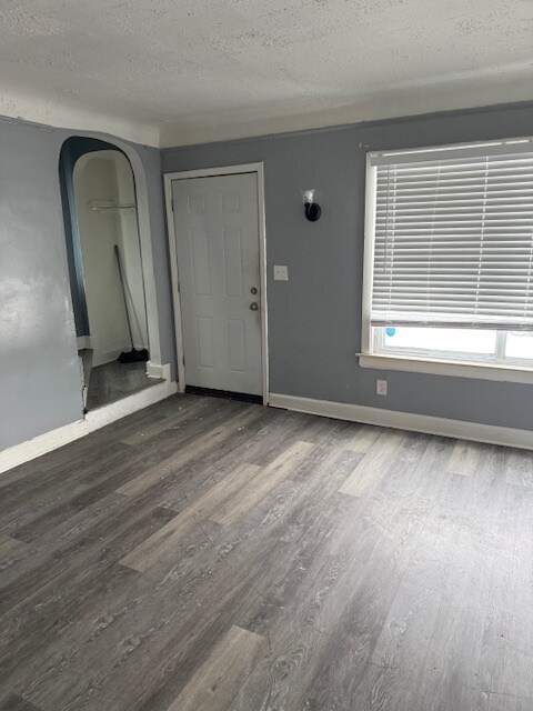 2295 Kendall St in Detroit, MI - Building Photo - Building Photo