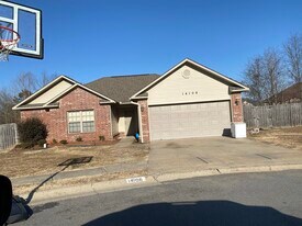 14108 magnolia glenn in Alexander, AR - Building Photo
