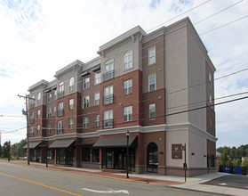 The Park Place at Elon in Elon, NC - Foto de edificio - Building Photo