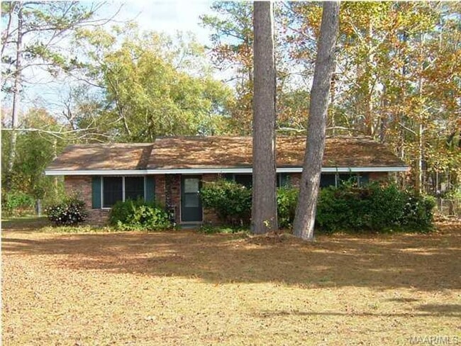 property at 2510 Sharon Ln