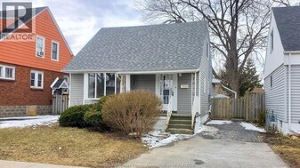 1475 Francois Rd in Windsor, ON - Building Photo