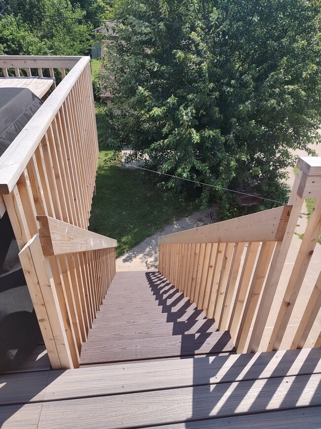 5200 France Ave N, Unit duplex in Minneapolis, MN - Building Photo - Building Photo