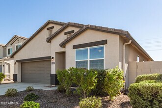 1357 E Chillingham Rd in Queen Creek, AZ - Building Photo - Building Photo