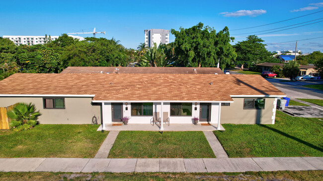 1801 NE 2nd St in Pompano Beach, FL - Building Photo - Building Photo