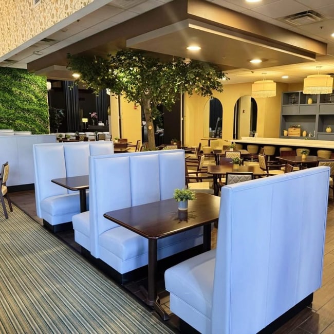 6175 W Grand Ave in Gurnee, IL - Foto de edificio - Building Photo