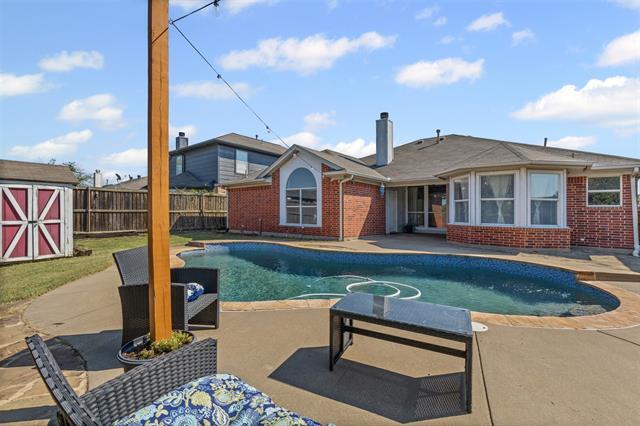 4215 Bent Oaks Dr in Arlington, TX - Building Photo - Building Photo