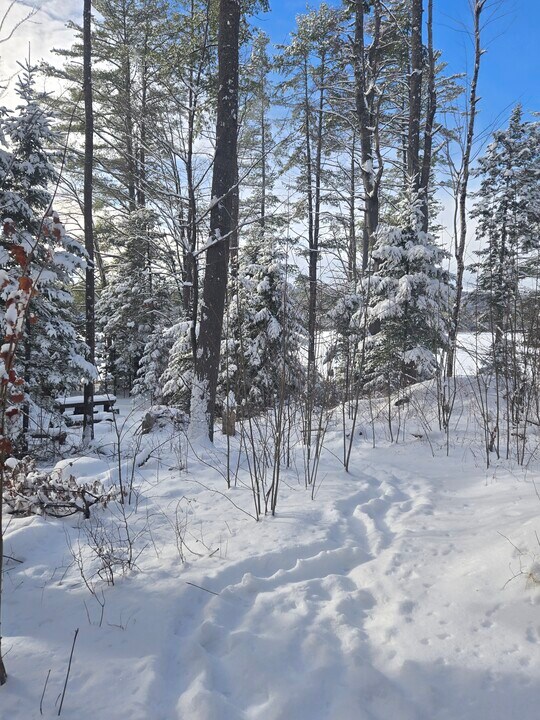 162 Lancaster Rd, Unit 162 B in Whitefield, NH - Building Photo