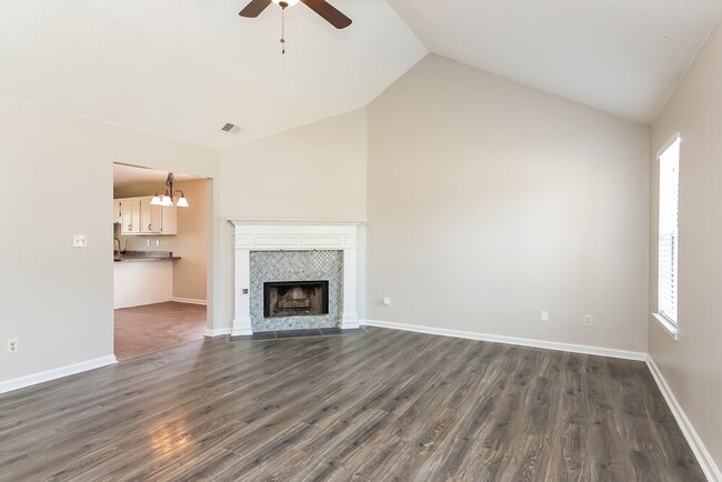 1886 Towson Ln in Horn Lake, MS - Building Photo - Building Photo