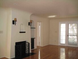 1524 E Orange Grove Blvd in Pasadena, CA - Building Photo