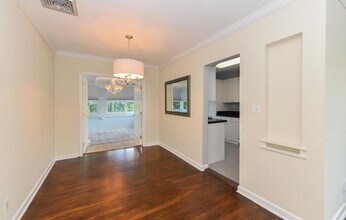 340 Russlyn Dr in West Palm Beach, FL - Building Photo - Building Photo