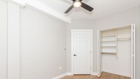 1649 N Paulina St, Unit 1R photo'