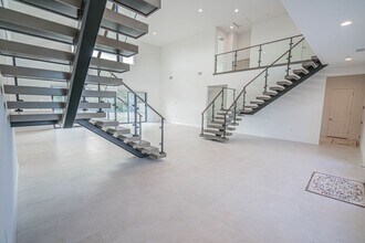 24212 N Corte Profundo in Santa Clarita, CA - Building Photo - Building Photo