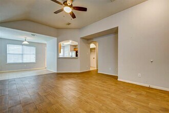 19118 Deep S Ct in Katy, TX - Foto de edificio - Building Photo
