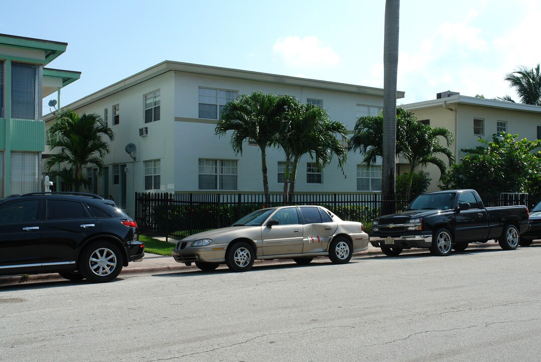 Alton Beach Apartments in Miami Beach, FL - Foto de edificio