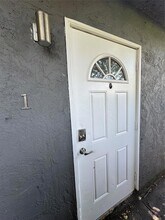 1132 NW 4th Ave, Unit 1 in Fort Lauderdale, FL - Building Photo - Building Photo