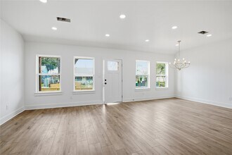 532 N Super St in Houston, TX - Building Photo - Building Photo