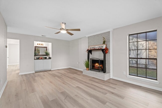 16015 Southampton Dr