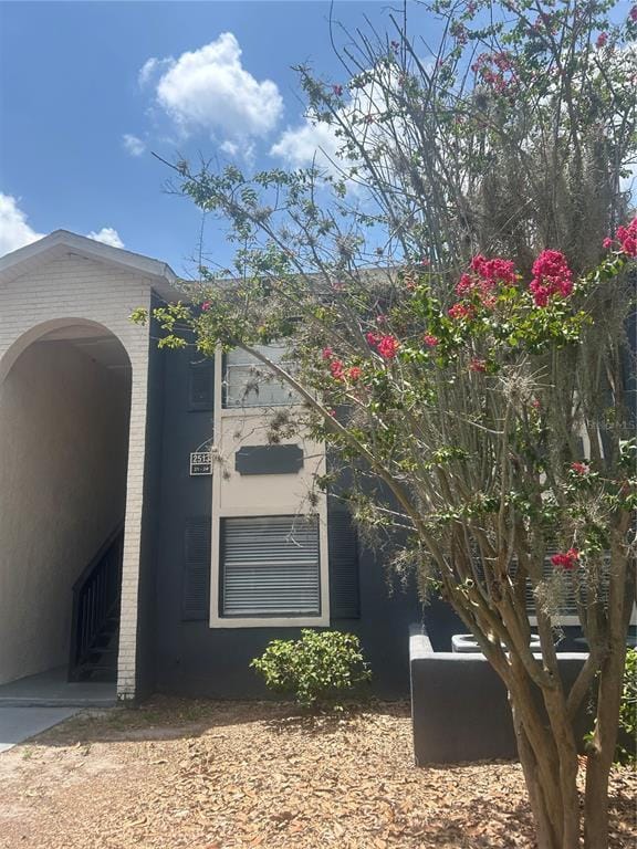 property at 2513 N Alafaya Trail