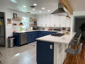 407 East St in Buda, TX - Building Photo - Building Photo