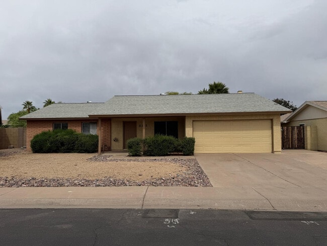 property at 5102 E Bannock St