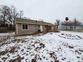 1209 Pershing Rd in Moses Lake, WA - Building Photo - Building Photo