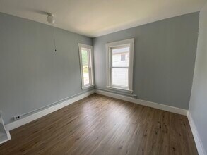 215 Main St, Unit 2 in West Paris, ME - Building Photo - Building Photo