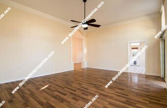 11509 Pine Top Ln NE in Albuquerque, NM - Building Photo - Building Photo
