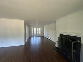 446 Dudley Rd in Newton, MA - Building Photo - Building Photo