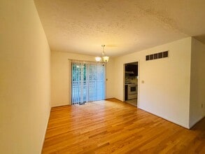 315 Sunset Blvd in Blacksburg, VA - Building Photo - Building Photo