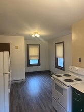 319 Amherst St, Unit Apt #2 in Winchester, VA - Building Photo - Building Photo