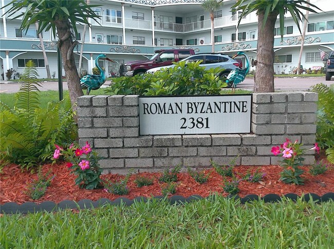 2381 Ecuadorian Way in Clearwater, FL - Building Photo - Building Photo