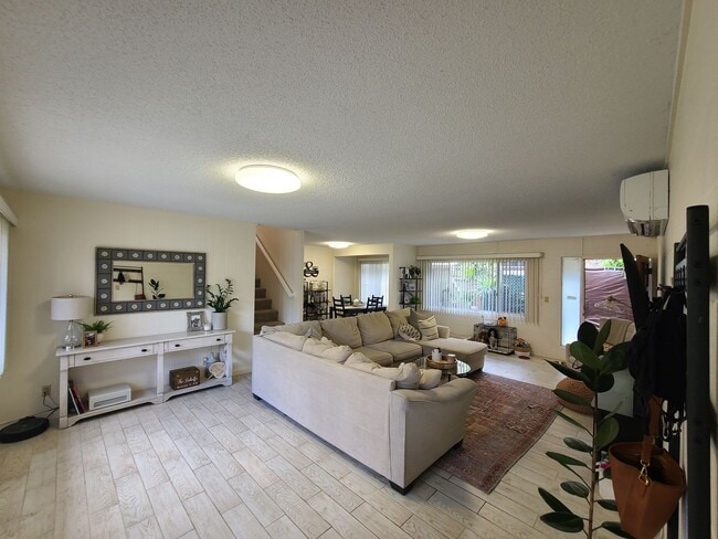 1835 Pacific Heights Rd in Honolulu, HI - Building Photo - Building Photo