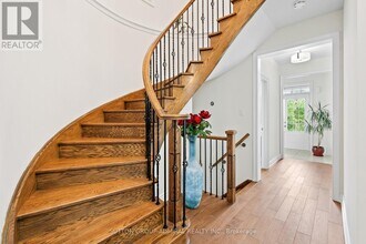 943 Line 9 Rd in Niagara-On-The-Lake, ON - Building Photo - Building Photo