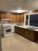 403 Grand St in Saint Edward, NE - Building Photo