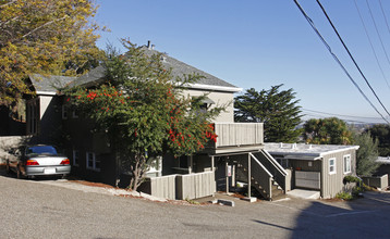 Belmont Heights in Belmont, CA - Foto de edificio - Building Photo