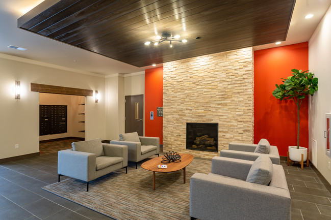 Catalyst on Main in Sun Prairie, WI - Foto de edificio - Interior Photo