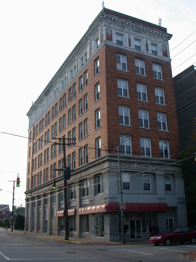 Shields Building in Pittsburgh, PA - Foto de edificio - Building Photo
